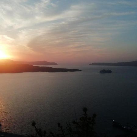 Villa Poudras Amazing View Caldera à Ormos Athinios Extérieur photo